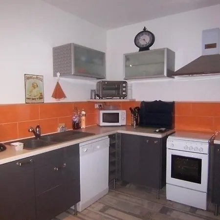House Maison Type 3 Avec Jardin Clos *